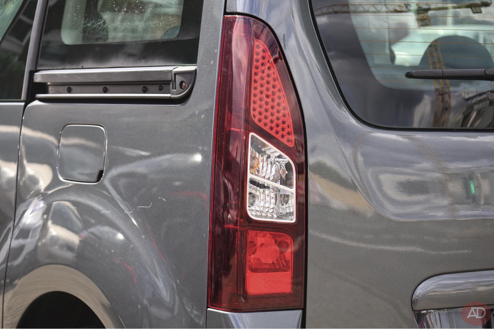 Citroën Berlingo Kombi Selection*AHK*Tempomat*Klima*