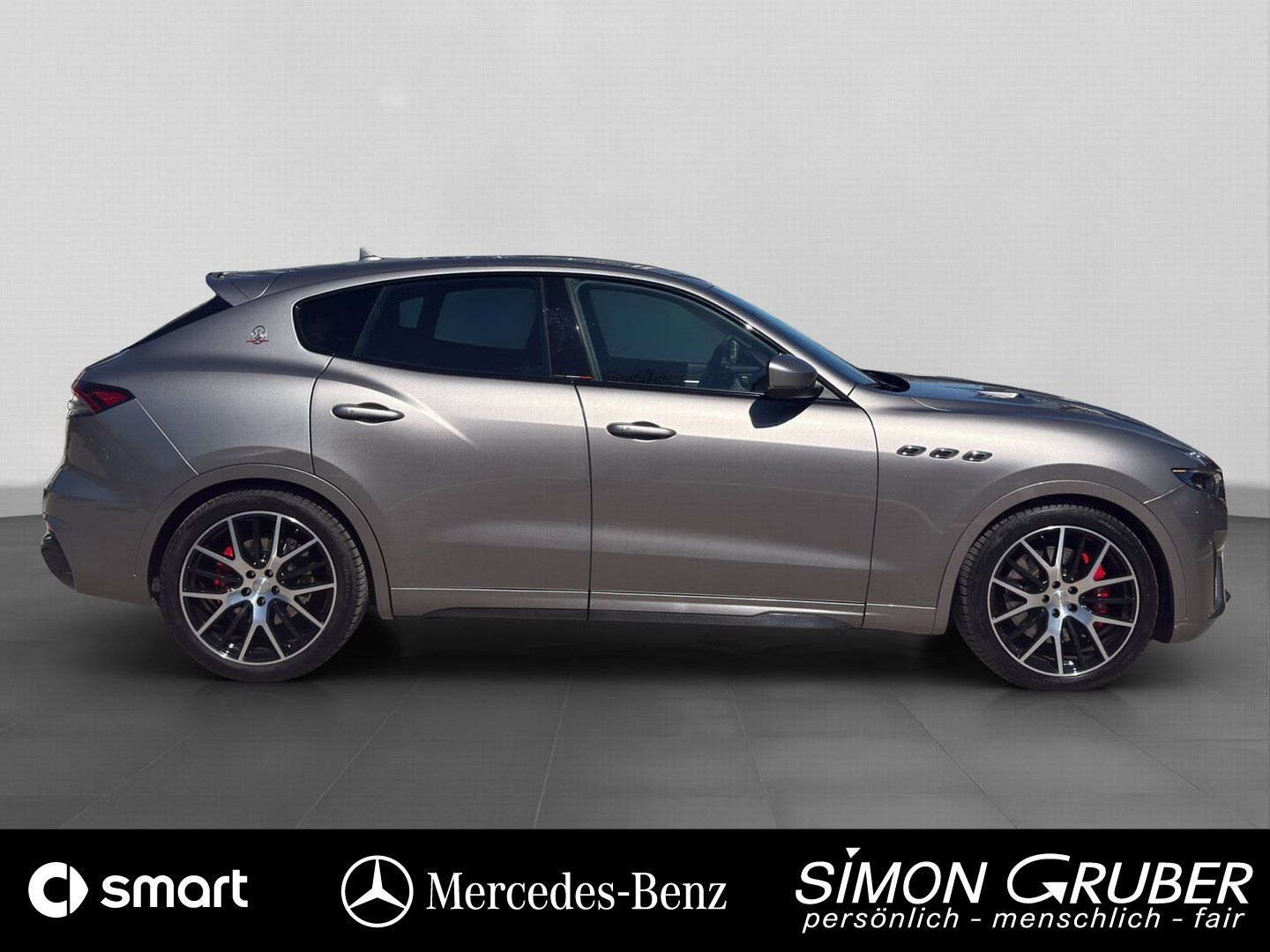 Fahrzeugabbildung Maserati Levante Trofeo 360 Sitzbelüftung Leder HarmanKar