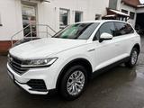 Volkswagen Touareg 3.0 TDI V6 4Motion ALLRAD AHK NAVI LED - gebrauchte VW Touareg aus dem Jahr 2019