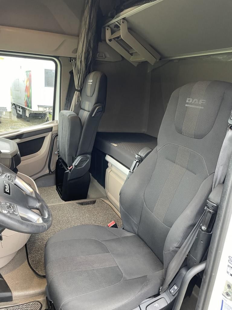 Fahrzeugabbildung DAF FT XG 480