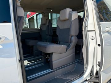 Volkswagen T7 Multivan 2.0 TDI Goal DSG Navi Kamera SHZ
