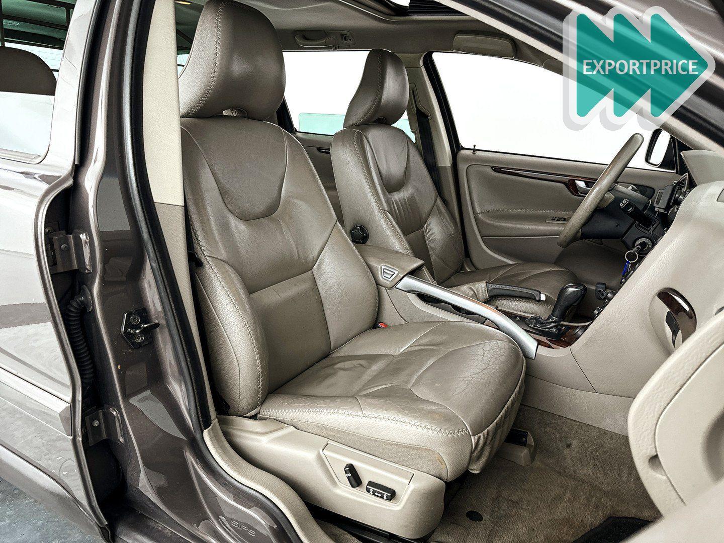 Volvo XC70 2006 — photo 21