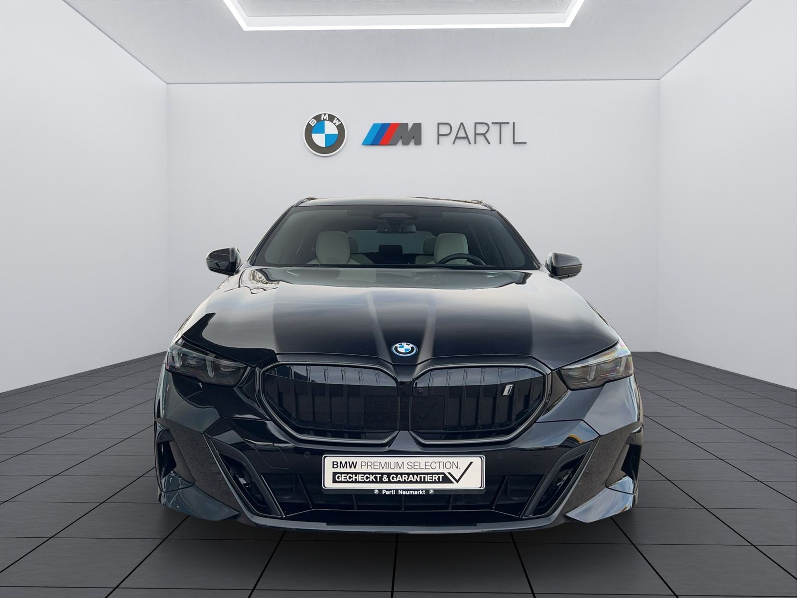 BMW i5 xDrive40 Touring M-Pro Carbon AUTOBAHNASSIST  imagem 2