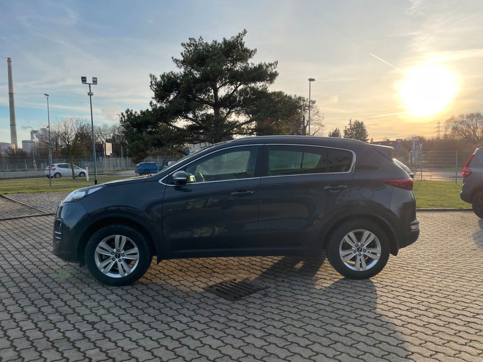 Fahrzeugabbildung Kia Sportage  2WD