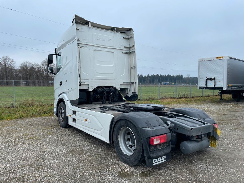 Fahrzeugabbildung DAF FT XG 530