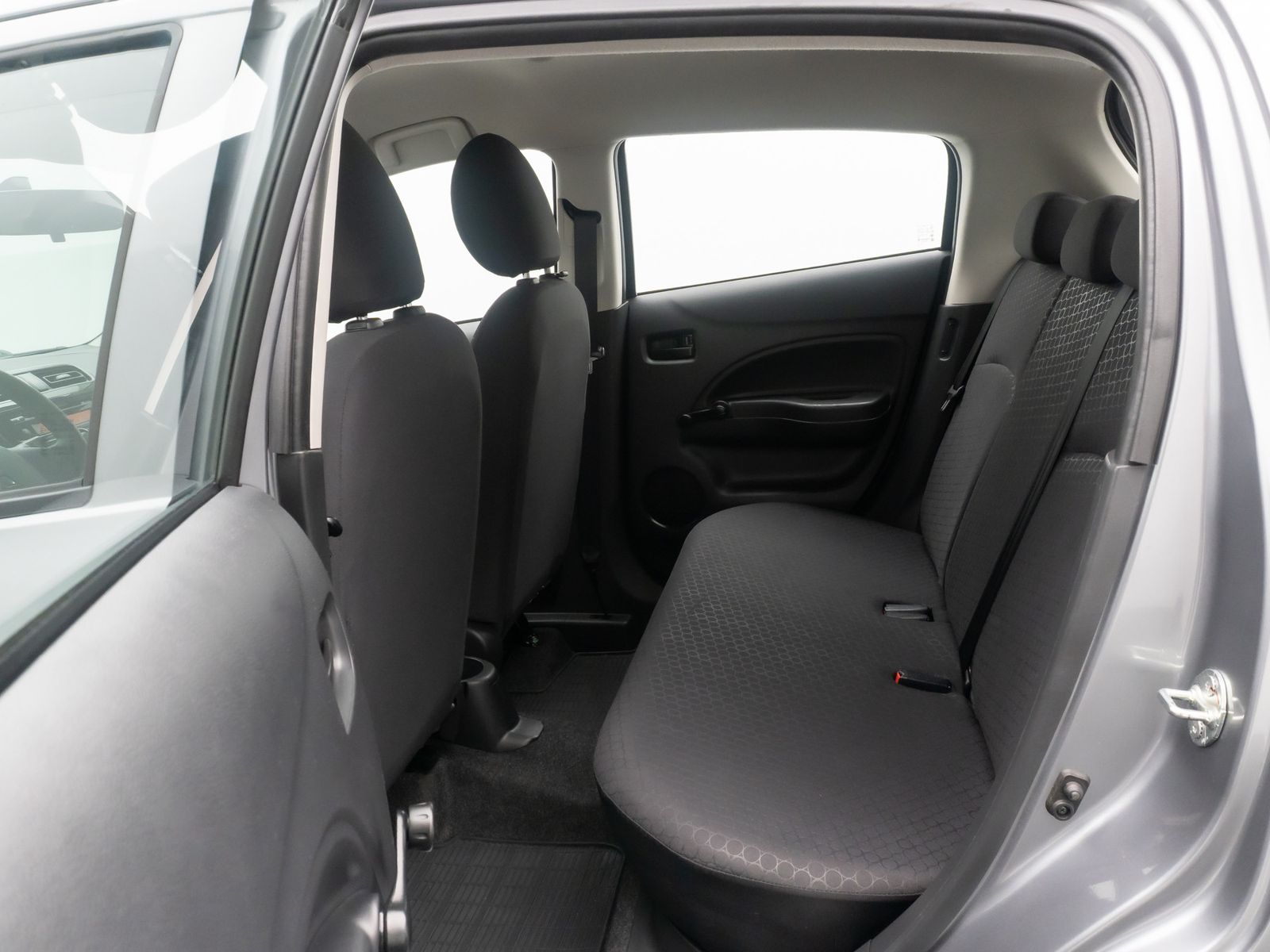 Fahrzeugabbildung Mitsubishi Space Star Diamant Edition