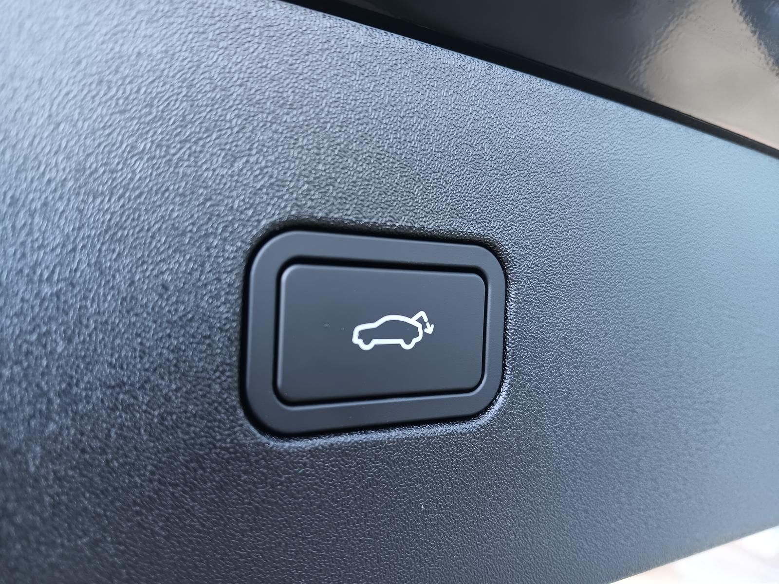 Fahrzeugabbildung Volvo EX30 Single Plus 2WD Pure Electric