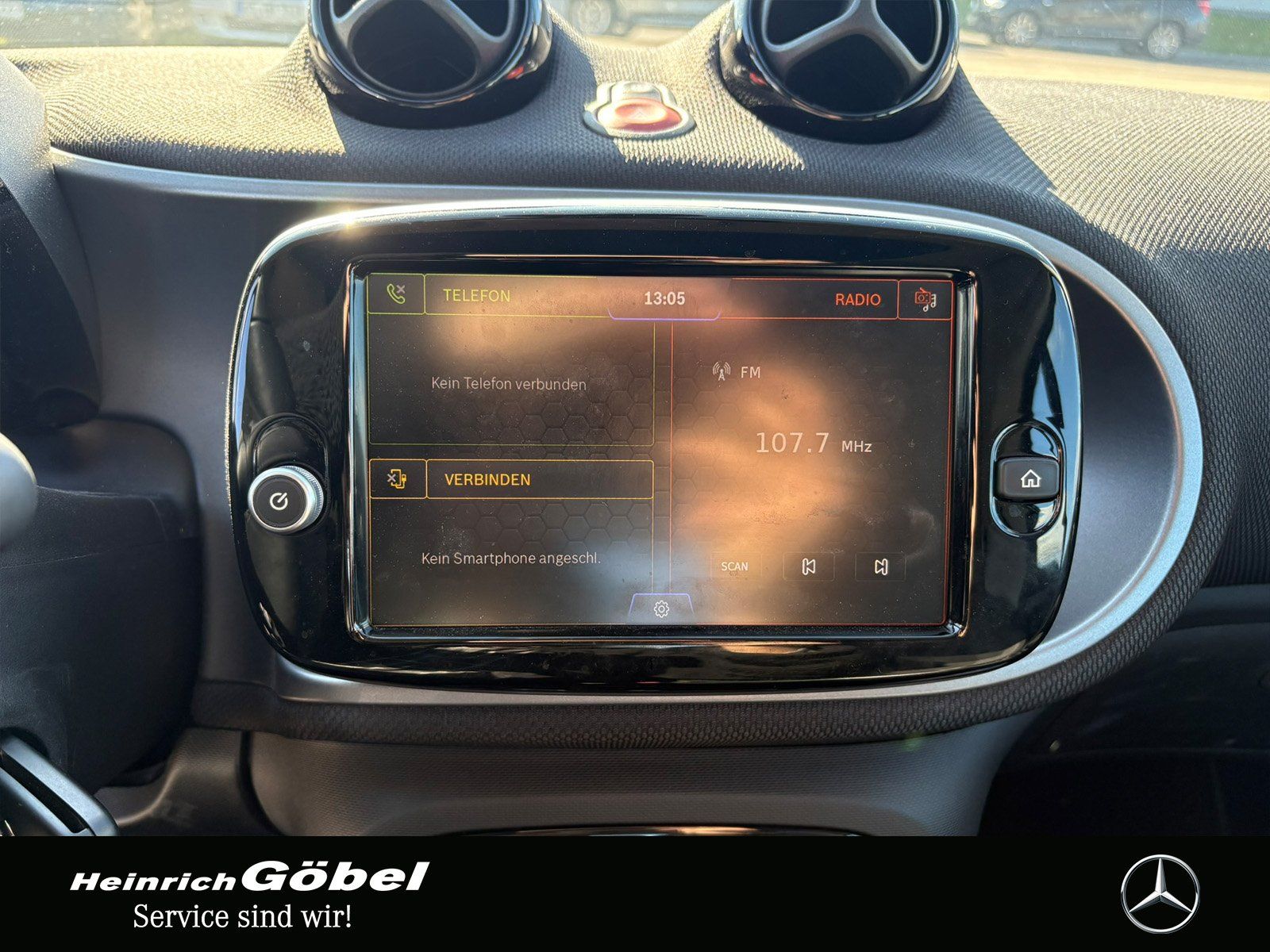 Fahrzeugabbildung Smart EQ*22kW*EXCLUSIVE-PAKET*ALLWETTER*PANO*AMBIENTE