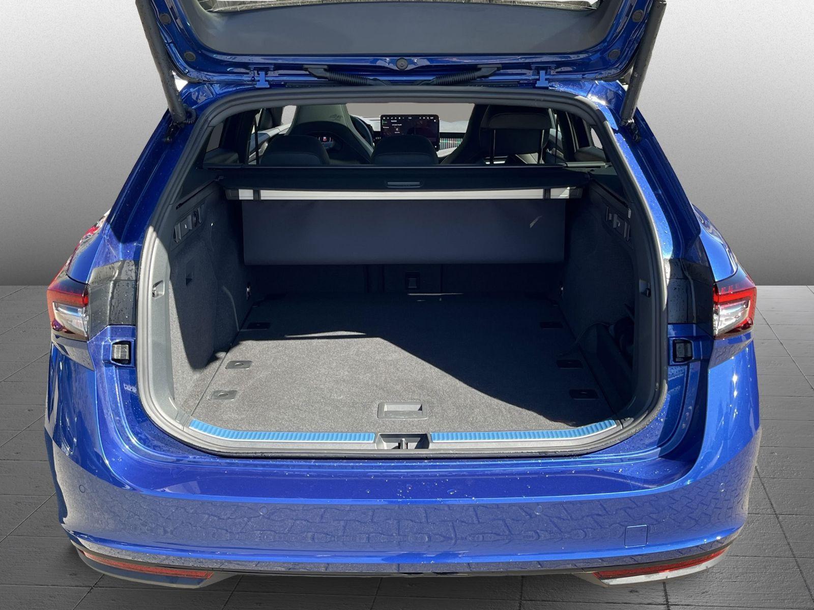 Skoda Superb Combi Sportline 2,0 TDI DSG 4x4 ACC AHK, миниатюра 4