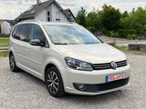 Volkswagen Touran Highline BMT SHZ*PDC*Navi*AHK*Kamera - Volkswagen Touran aus 2012