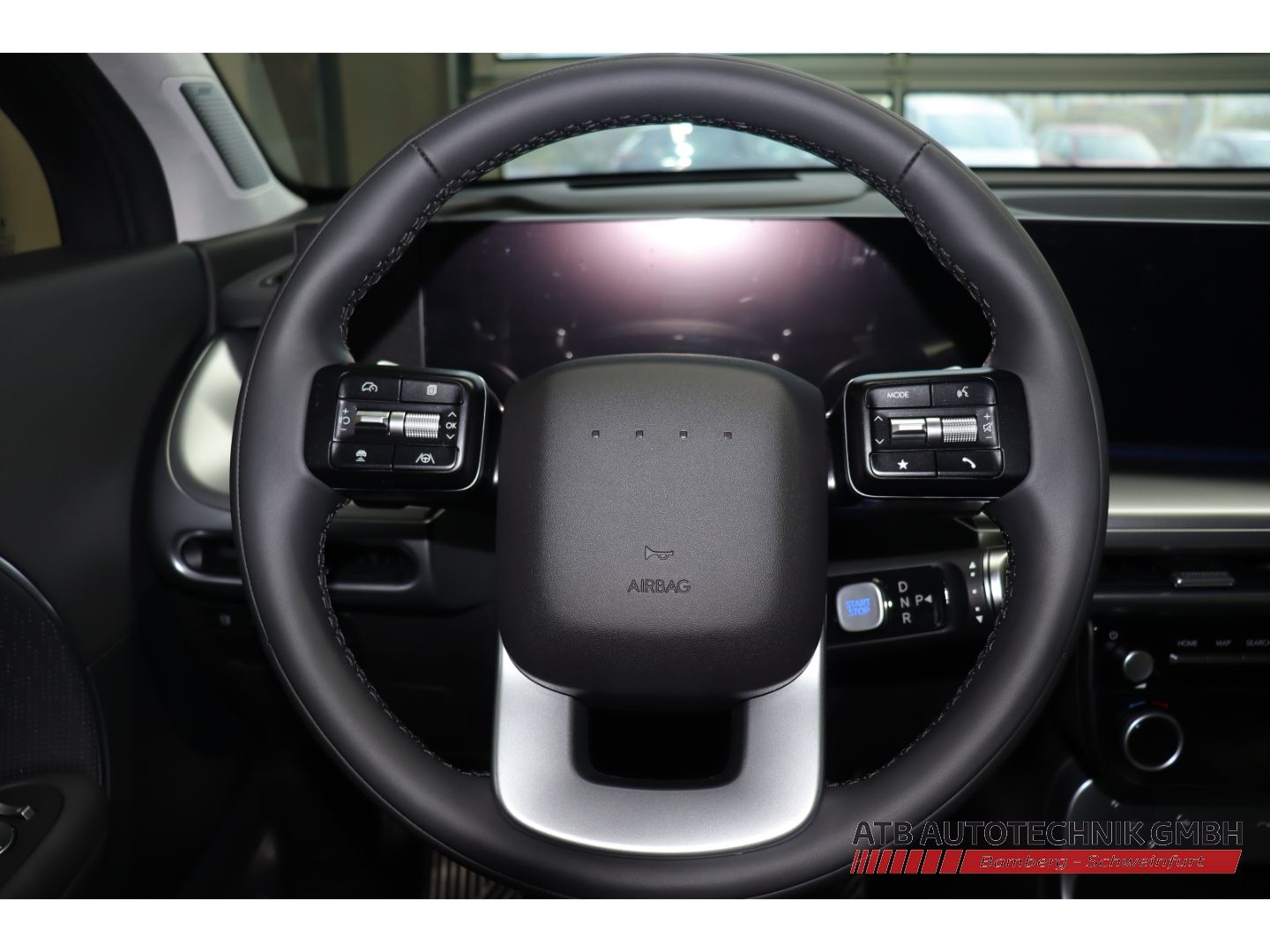 Fahrzeugabbildung Hyundai IONIQ 9 7-Sitzer MY26 110 kWh 307 PS 4WD UNIQ