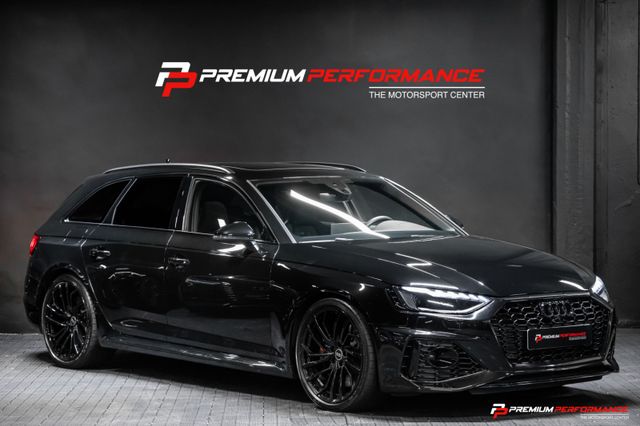 Audi RS4 Avant 360°|Pano|B&O|Massage|1 Owner