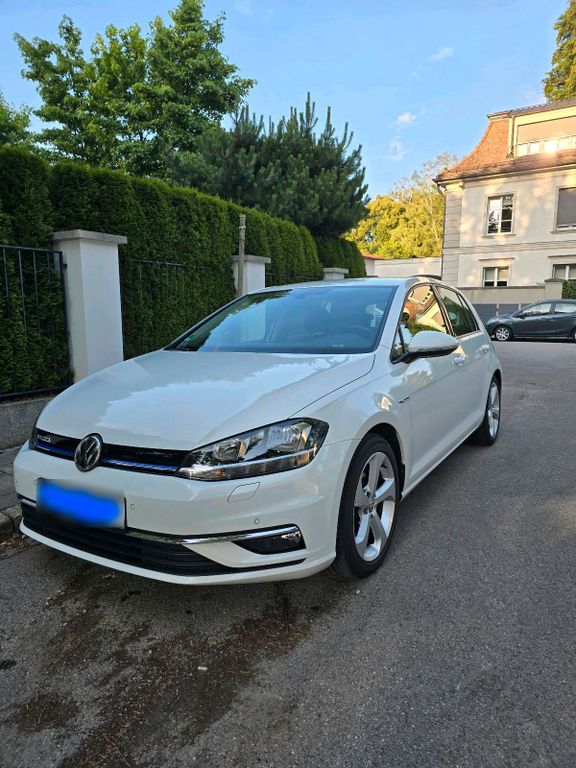 Image of Volkswagen Golf