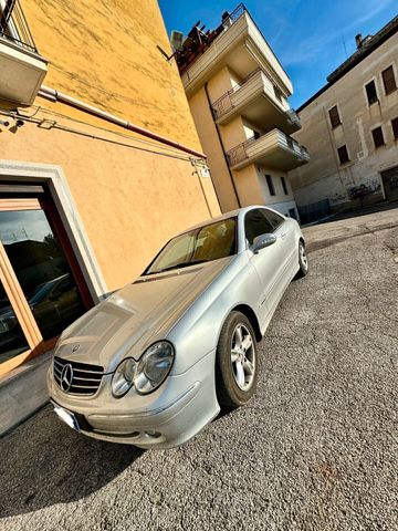 Mercedes-Benz Mercedes-benz CLK 270 CDI cat Elegance