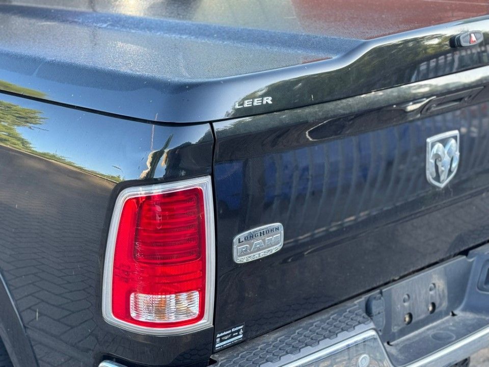 Fahrzeugabbildung Dodge RAM 5.7 HEMI 4x4 Laramie LongHorn LPG 1 Hand