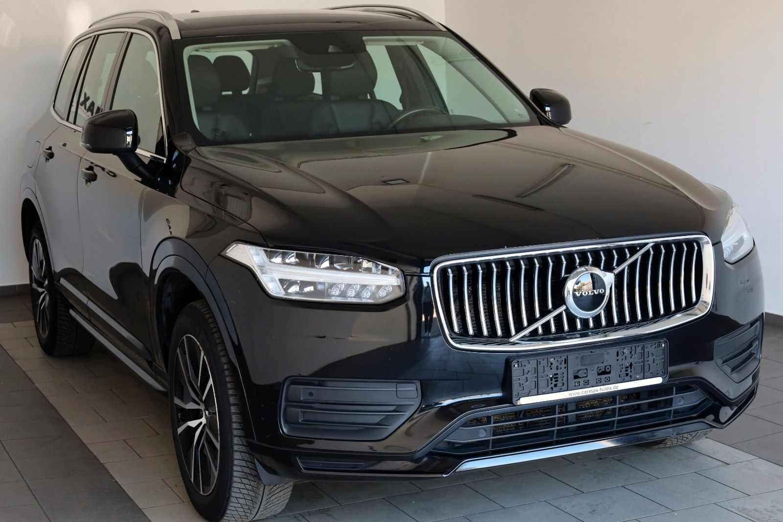 Fahrzeugabbildung Volvo XC90 AWD Momentum Pro 7Si.,Leder,Navi,LED,ACC,SH