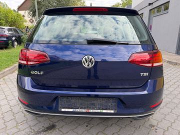 Volkswagen Golf - 6