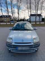 Renault Clio RXE 1.6 - Renault aus 1999