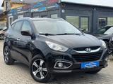 Hyundai ix 35 Premium AWD+Finanzierung+Garantie+Autom.+ - Hyundai ix35 mit Benzin-Antrieb