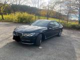 BMW 740i -