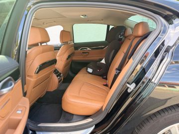 BMW 730 - 10