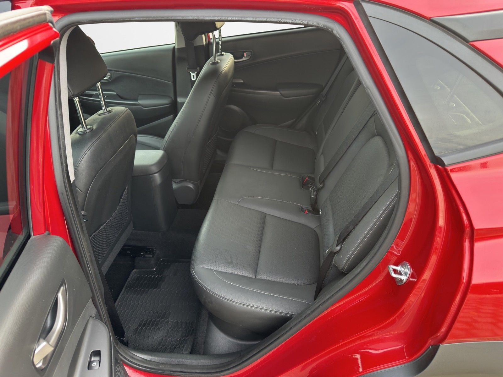 HYUNDAI KONA 1.6 T-GDI Premium 4WD AUTOMATIK / LEDER / H - Image 15