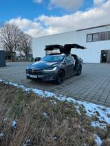 Tesla Model X - gebrauchte Tesla Model X aus dem Jahr 2020