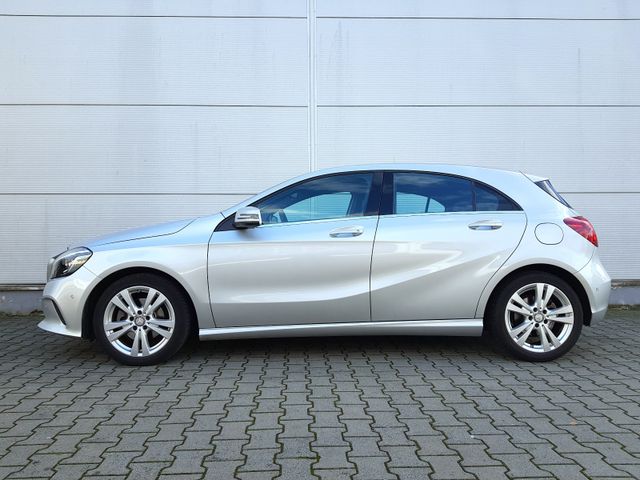 Mercedes-Benz A -Klasse BlueEfficiency+Navi+Teilleder+Autom.