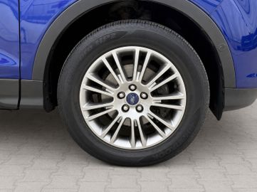 Ford Kuga - 10