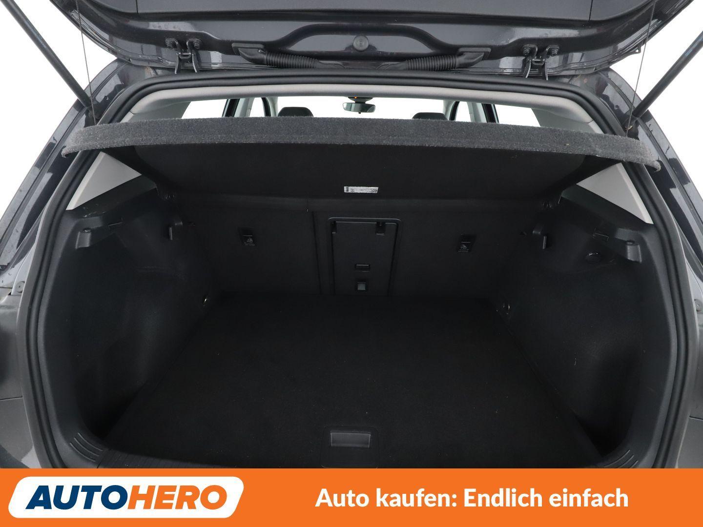 Volkswagen Golf VIII 2.0 TDI Life Aut.*NAVI*VC*LED*ACC*CAM*, миниатюра 16