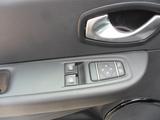 Renault Clio 1,2 16V Cargo  LKW-N1 / 2 Sitze/NAVI - Renault Clio: Sitze