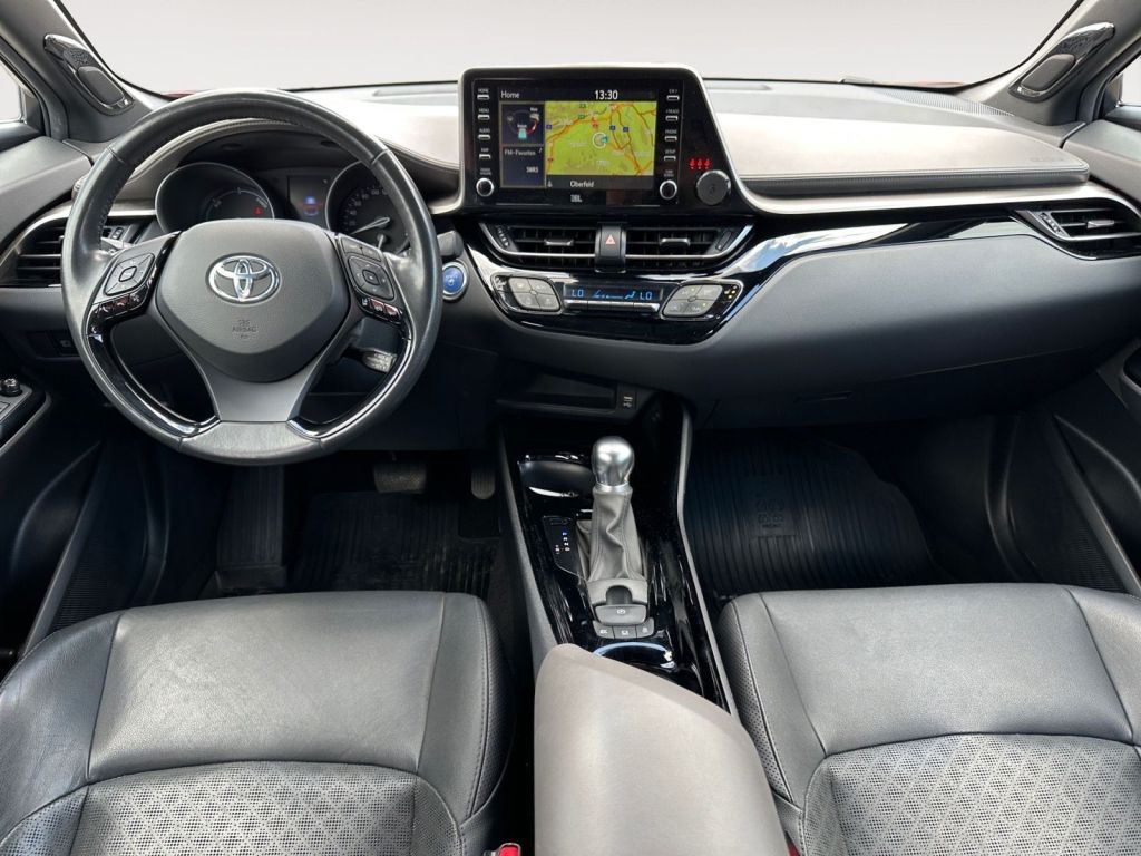 Fahrzeugabbildung Toyota C-HR 2.0 Hybrid Orange Edition