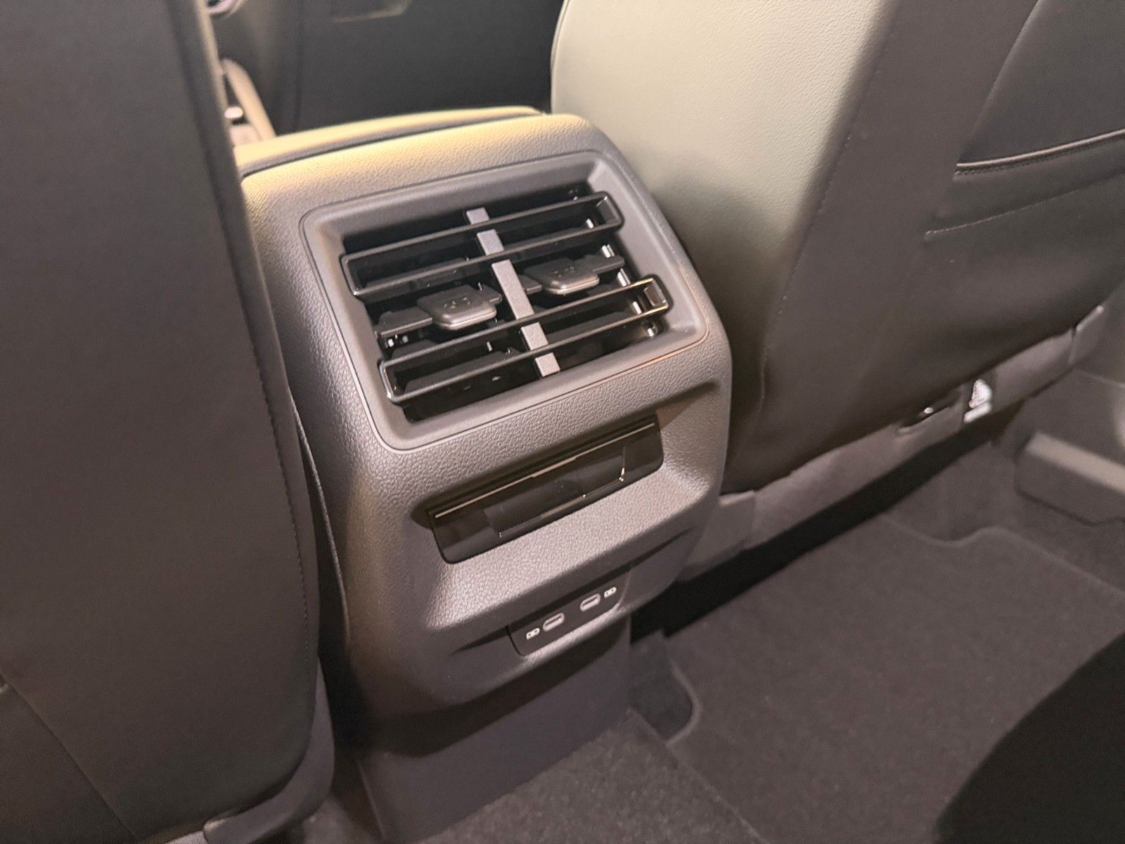 Volkswagen Tiguan - Bild 13