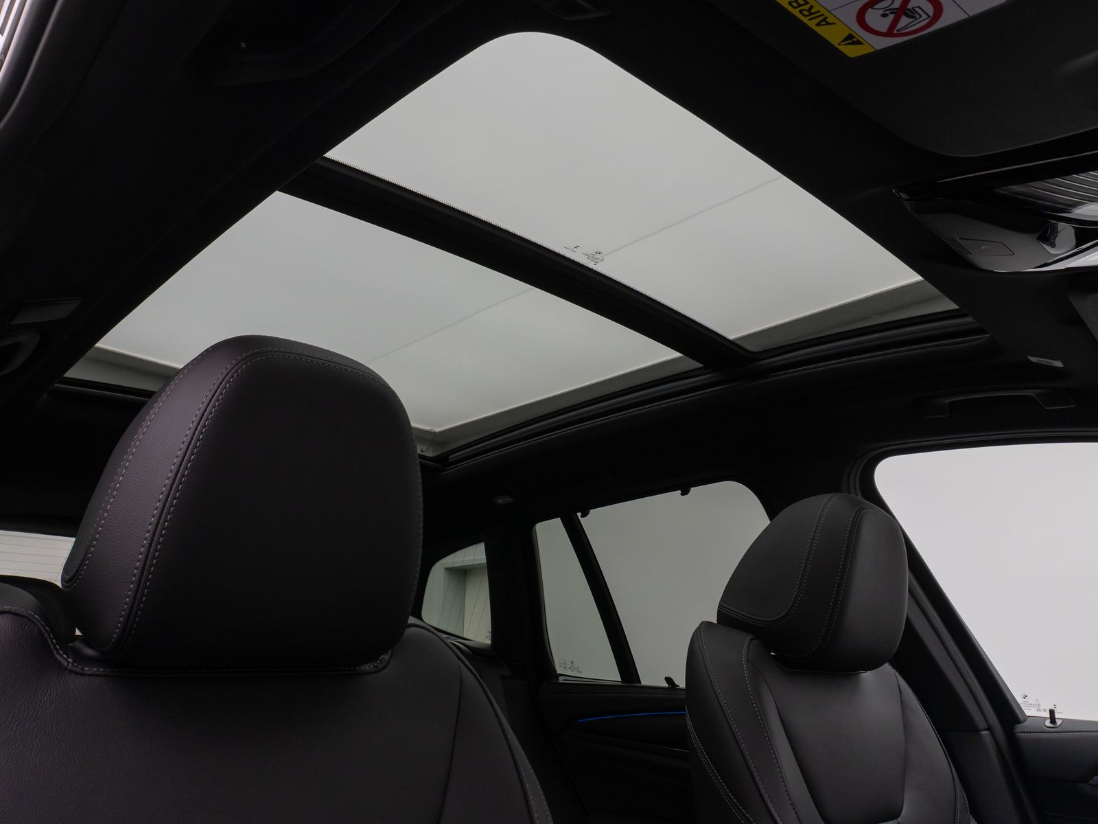 Fahrzeugabbildung BMW X3 xD30e M Sport Panorama Laser 360° HUD DAB H/K