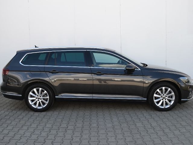 Passat Variant 2.0 TDI DSG Elegance AHK/MATRIX/N