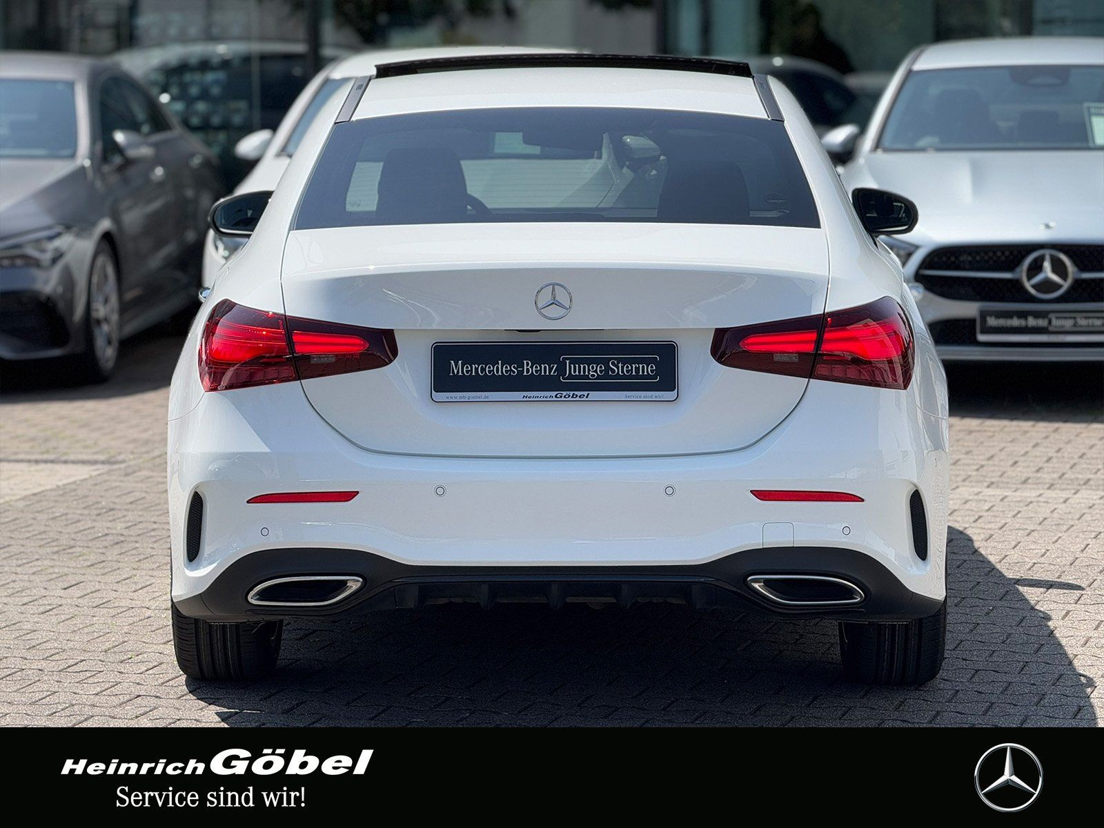 Fahrzeugabbildung Mercedes-Benz A 200 Lim. AMG*PANO*360°*AMBIENTE*TOTWINKEL*