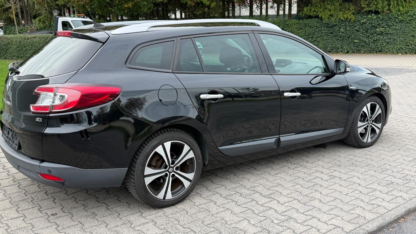 Renault Megane 2011 — photo 5