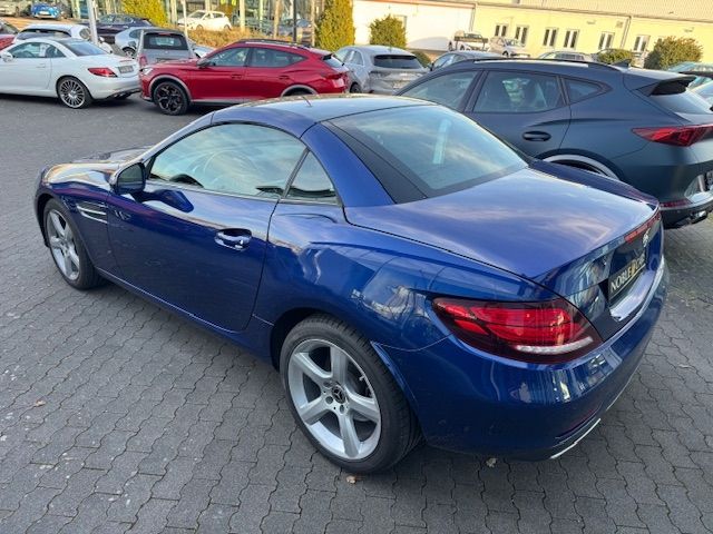 Fahrzeugabbildung Mercedes-Benz SLC 200 9G-Tronic AirScarf KLIMA LED NAVI ALU