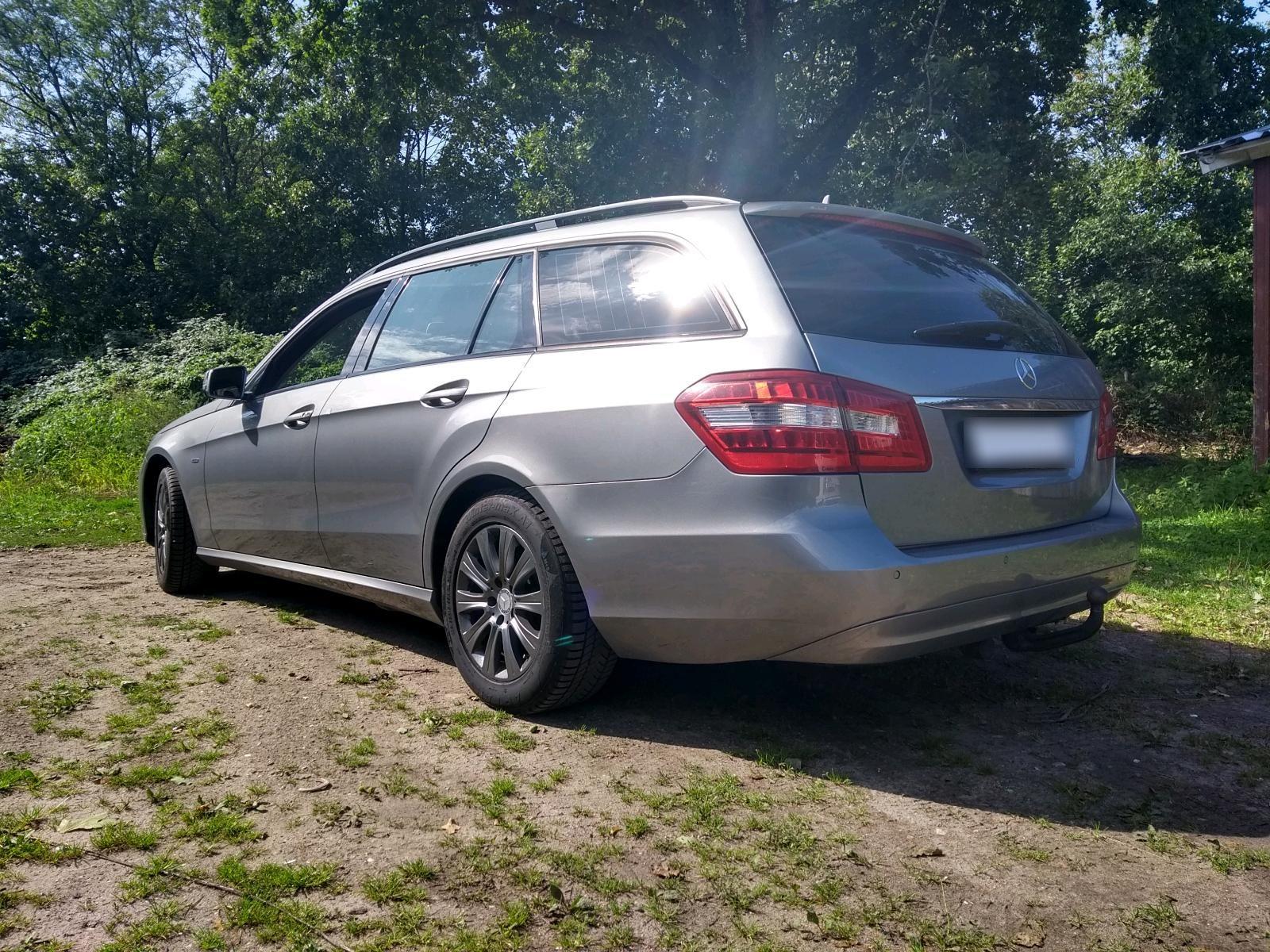 Mercedes-Benz E 200