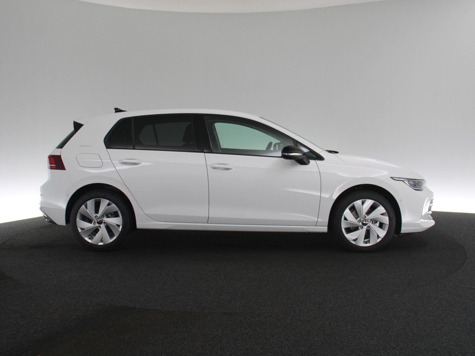 Volkswagen Golf VIII 1.5 eTSI Energy ACC NAVI KAMERA SHZ foto 25