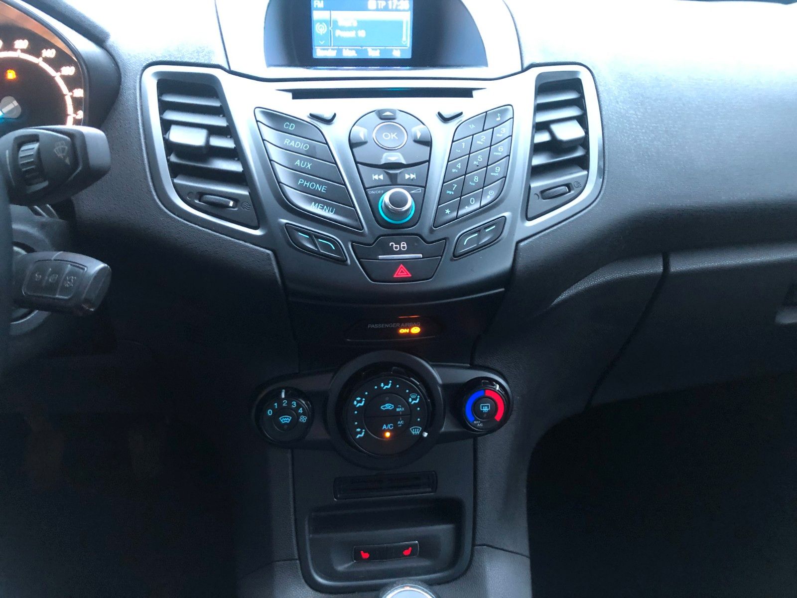 Fahrzeugabbildung Ford Fiesta Celebration