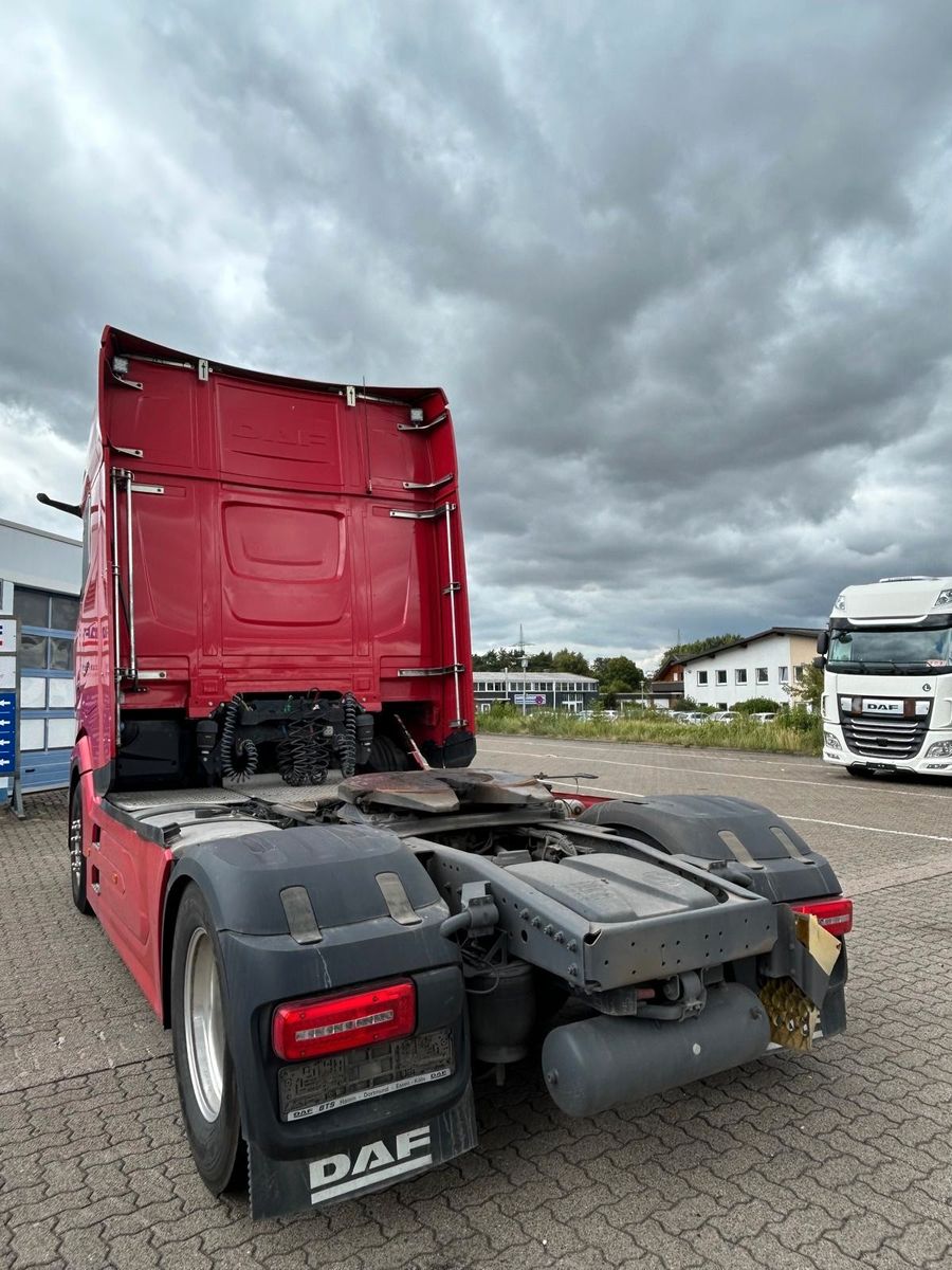 Fahrzeugabbildung DAF XG+ 530 FT, Hydraulik, Leder, Standklima