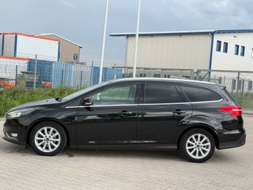 Ford Focus - 8