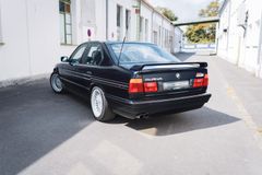 Fahrzeugabbildung ALPINA B10 Biturbo *Sonderlack / Büffel / Recaro*