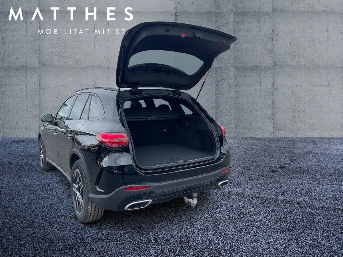Fahrzeugabbildung Mercedes-Benz GLC 220 d 4M AMG/Night/Pano/Kamera/AHK