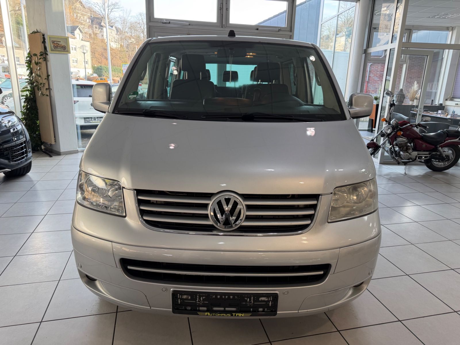 Fahrzeugabbildung Volkswagen T5 Multivan United