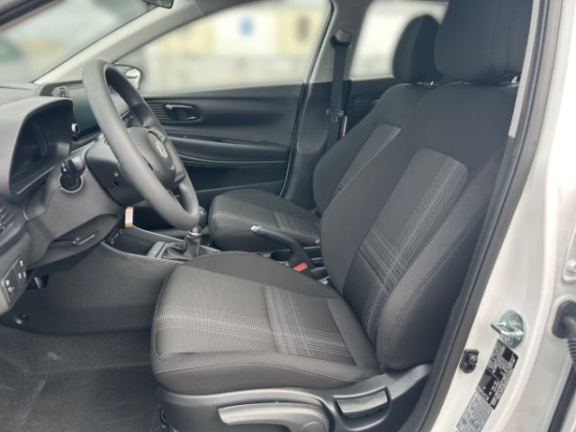 Fahrzeugabbildung Hyundai i20 (MJ25) 1.0 T-Gdi (100PS) M/T Select Lagerfah