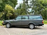 Volvo 240 2.3i Kombi - Rostfrei & topgepflegt vom Arzt - Volvo 240: Kombi