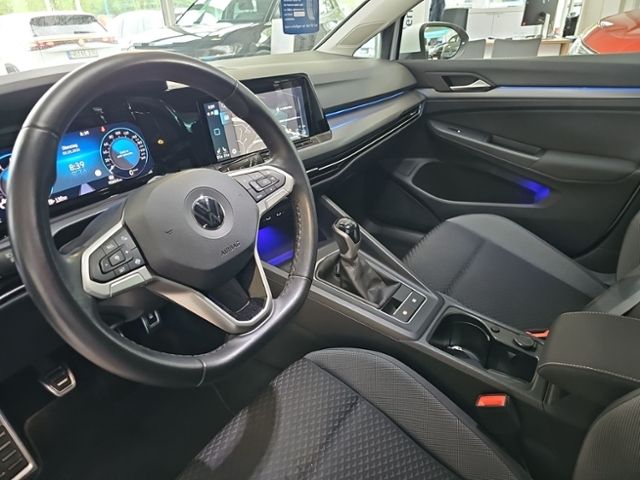Fahrzeugabbildung Volkswagen Golf 1.0 TSI Active NAVI ACC SHZ RFK GJR
