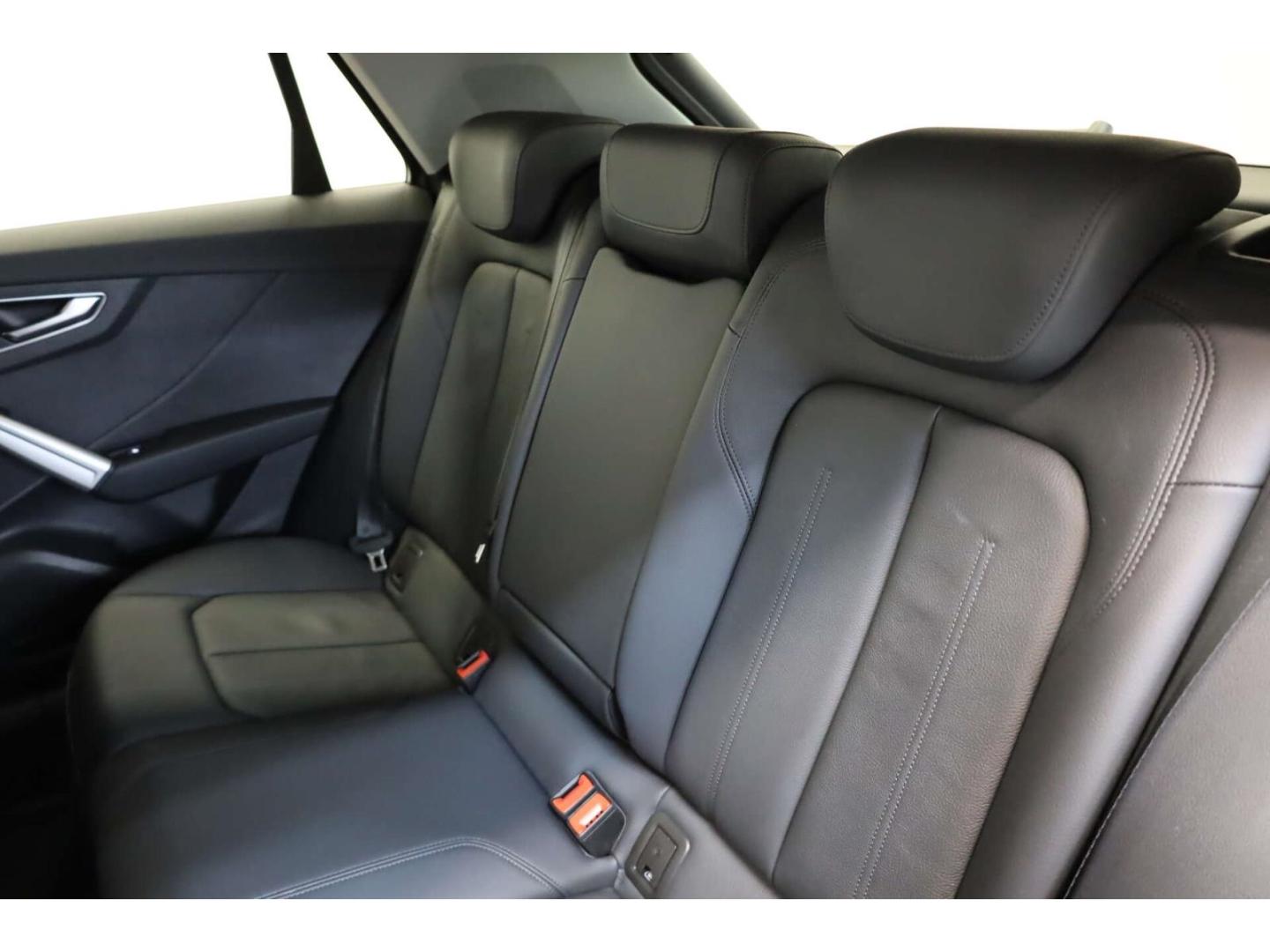 Audi Q2 40 TFSI quattro Advanced NAV/SH/LED/VCP/RFK, миниатюра 11